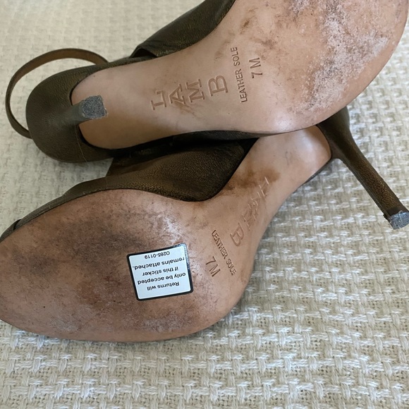 Very nice open antique gold open booties. - Picture 3 of 5